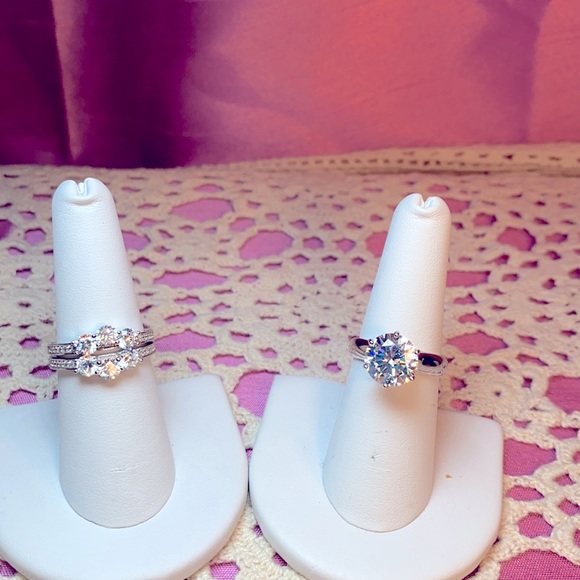 Bella Luce White Diamond Simulant Ring - Picture 11 of 15